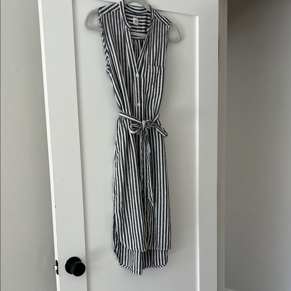 Gap Linen Gray & White Striped Sleeveless Dress, Size XS